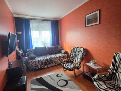 Eladó panellakás - Oroszlány (Oroszlány) / 9. kép