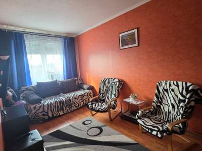 Eladó panellakás - Oroszlány (Oroszlány) / 2. kép