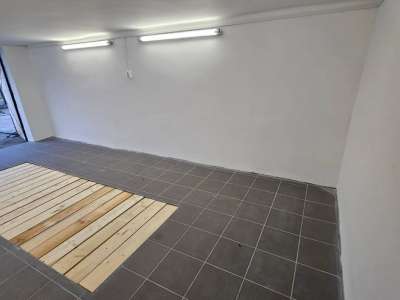 Eladó garázs - Oroszlány (Oroszlány) / 5. kép