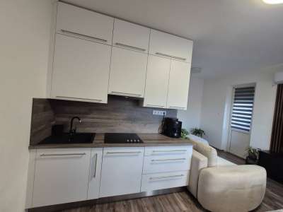 Eladó téglalakás - Oroszlány / 5. kép