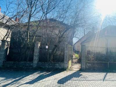 Eladó családi ház - Ács / 2. kép