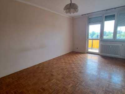 Kiadó téglalakás - Oroszlány / 5. kép