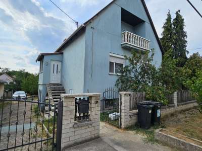 Eladó családi ház - Oroszlány (Borbála) / 1. kép