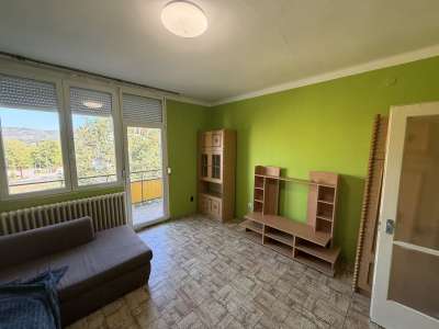 Eladó téglalakás - Tatabánya (Kertváros) / 1. kép