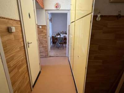 Eladó panellakás - Oroszlány (Oroszlány) / 4. kép
