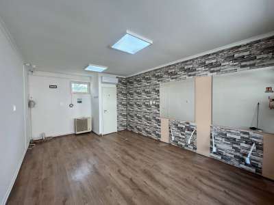 Eladó üzlethelyiség - Kunszentmárton / 2. kép