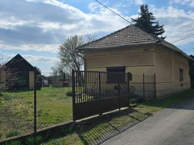 Eladó családi ház - Cserkeszőlő / 1. kép