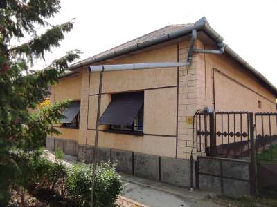 Eladó családi ház - Szelevény / 2. kép