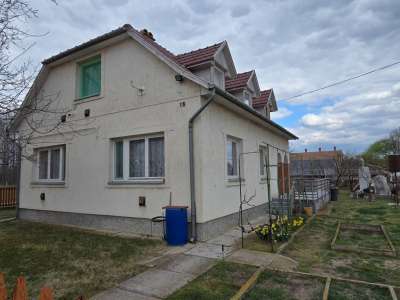 Eladó családi ház - Cserkeszőlő / 1. kép