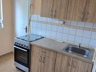 Eladó téglalakás - Kunszentmárton (széchenyi lakótelep) / 9. kép
