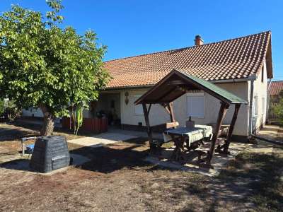 Eladó családi ház - Szelevény / 25. kép