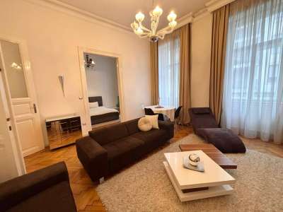 Kiadó téglalakás - Budapest VI. kerület (Terézváros) / 3. kép