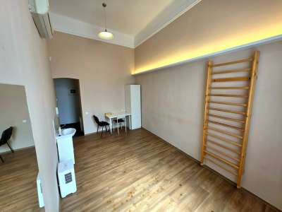Kiadó téglalakás - Budapest VI. kerület / 2. kép