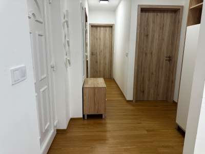 Kiadó téglalakás - Tét / 5. kép