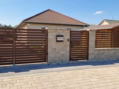 Eladó családi ház - Győr / 1. kép