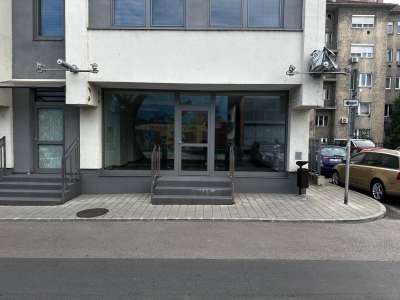Kiadó üzlethelyiség - Győr / 1. kép
