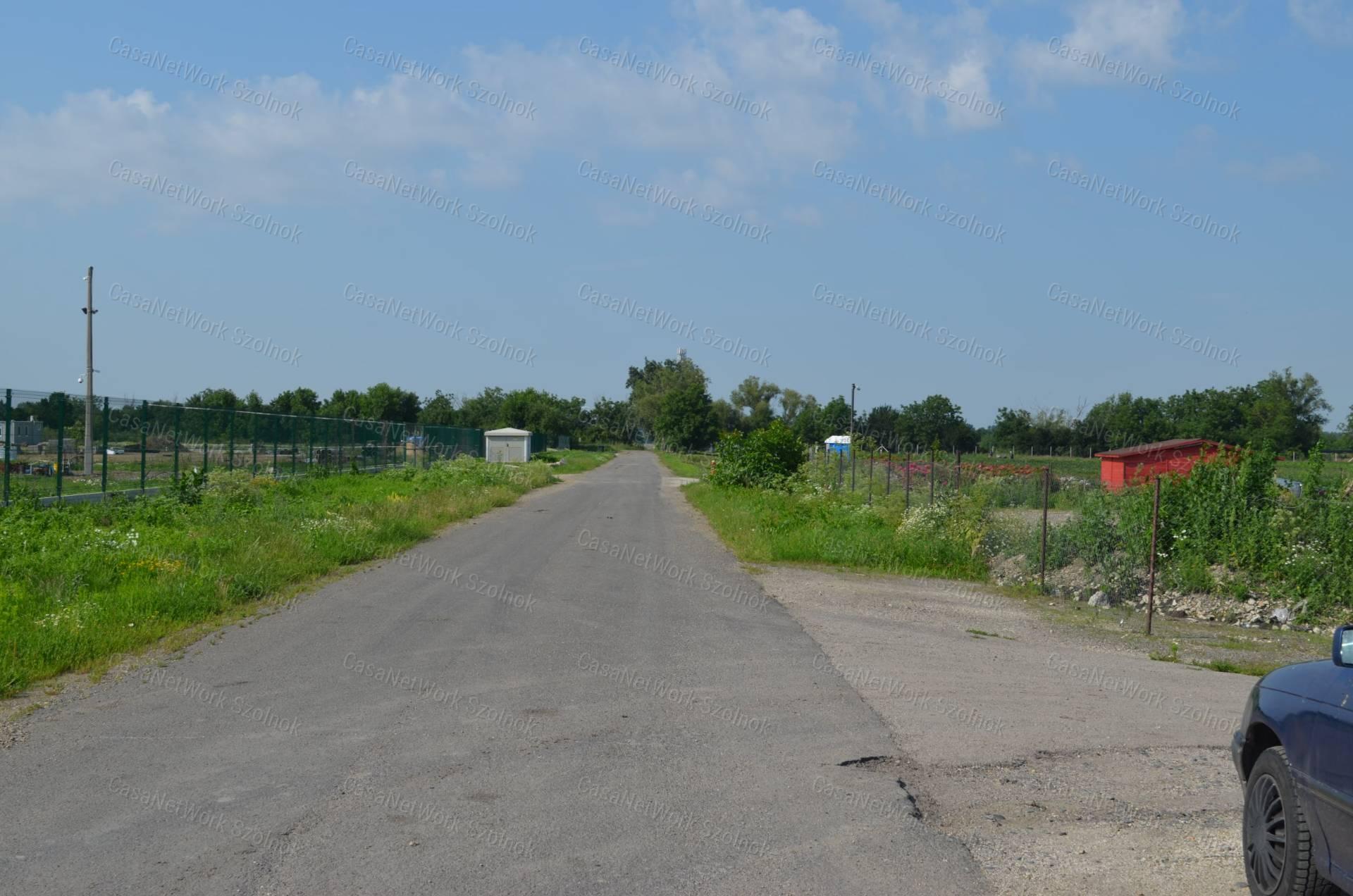 Kiadó raktár Szolnok. Elsődleges fotó (39434921) Kiadó raktár Szolnok. Elsődleges fotó (39434921)
