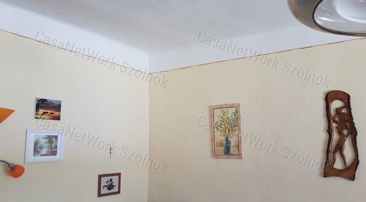 Eladó kertes családi ház Tiszaföldvár központjában!