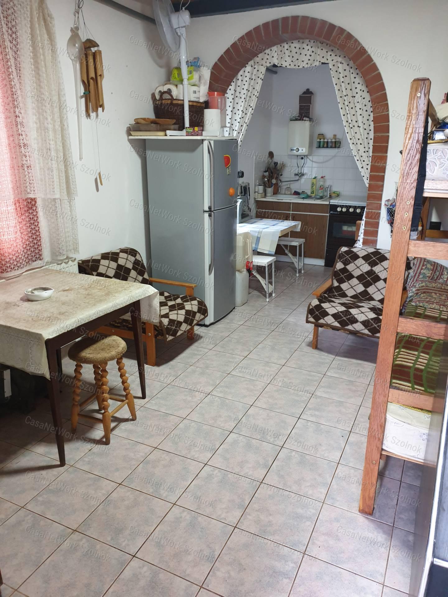 Eladó nyaraló Martfűn !