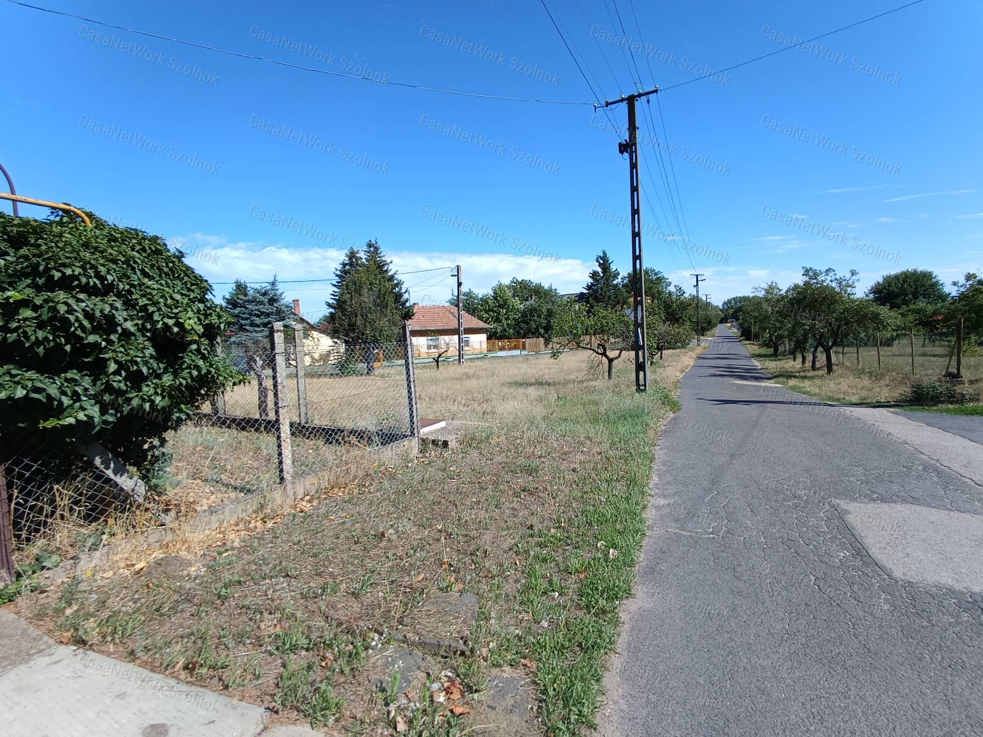 Családi ház Tiszajenőn eladó