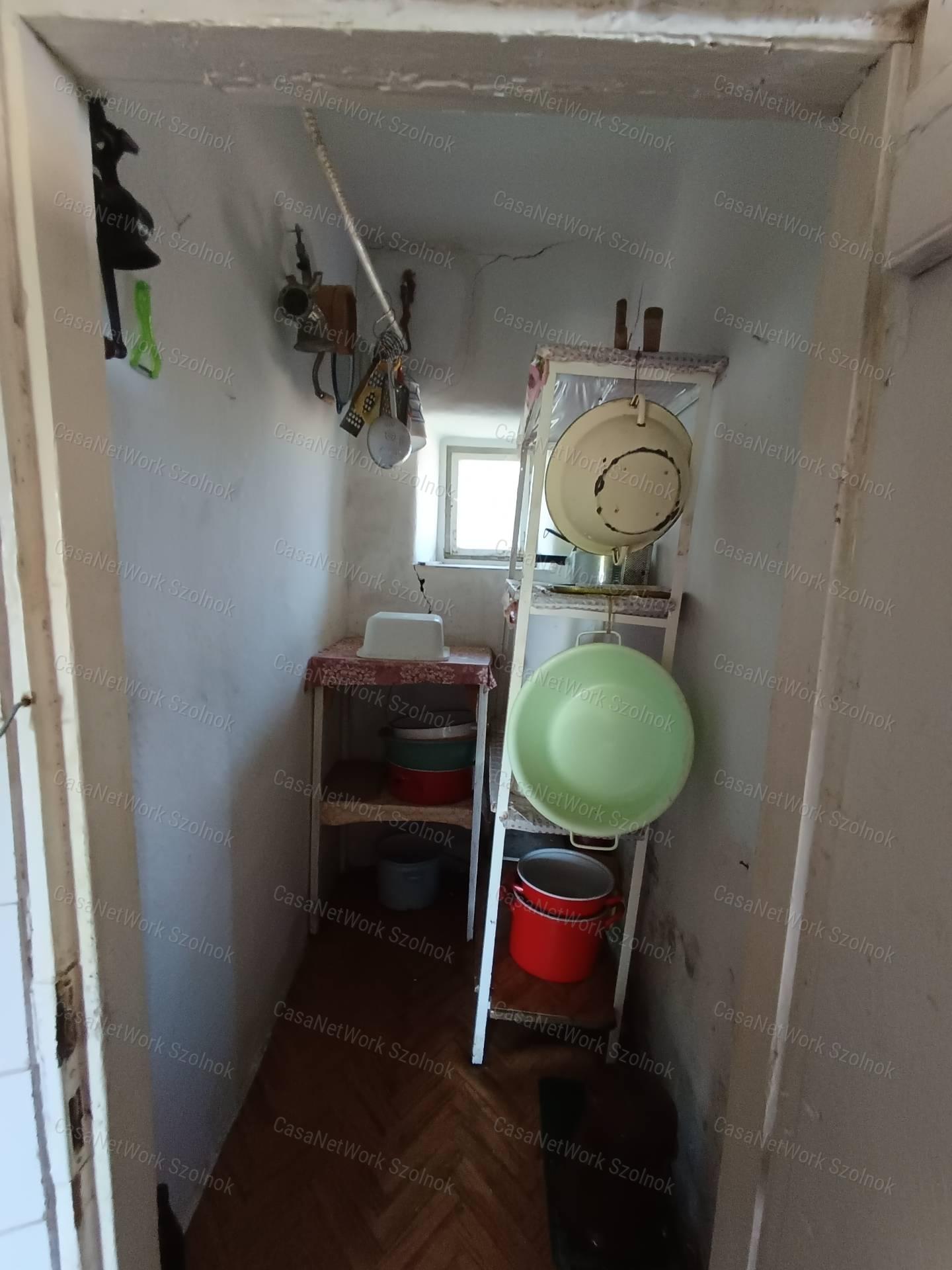 Családi ház Tiszajenőn eladó