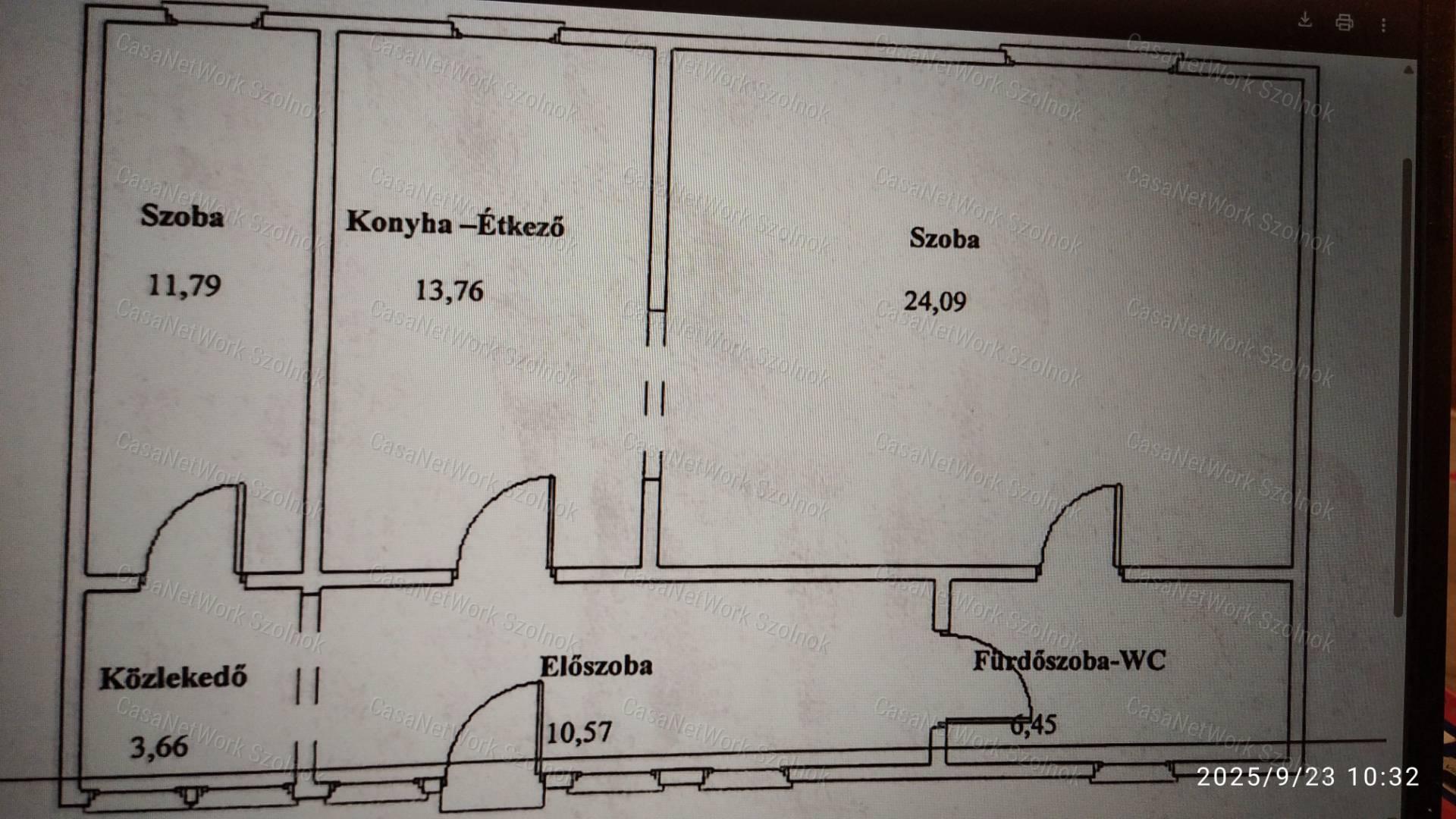 Tiszaföldváron eladó felújítandó kertes családi ház!