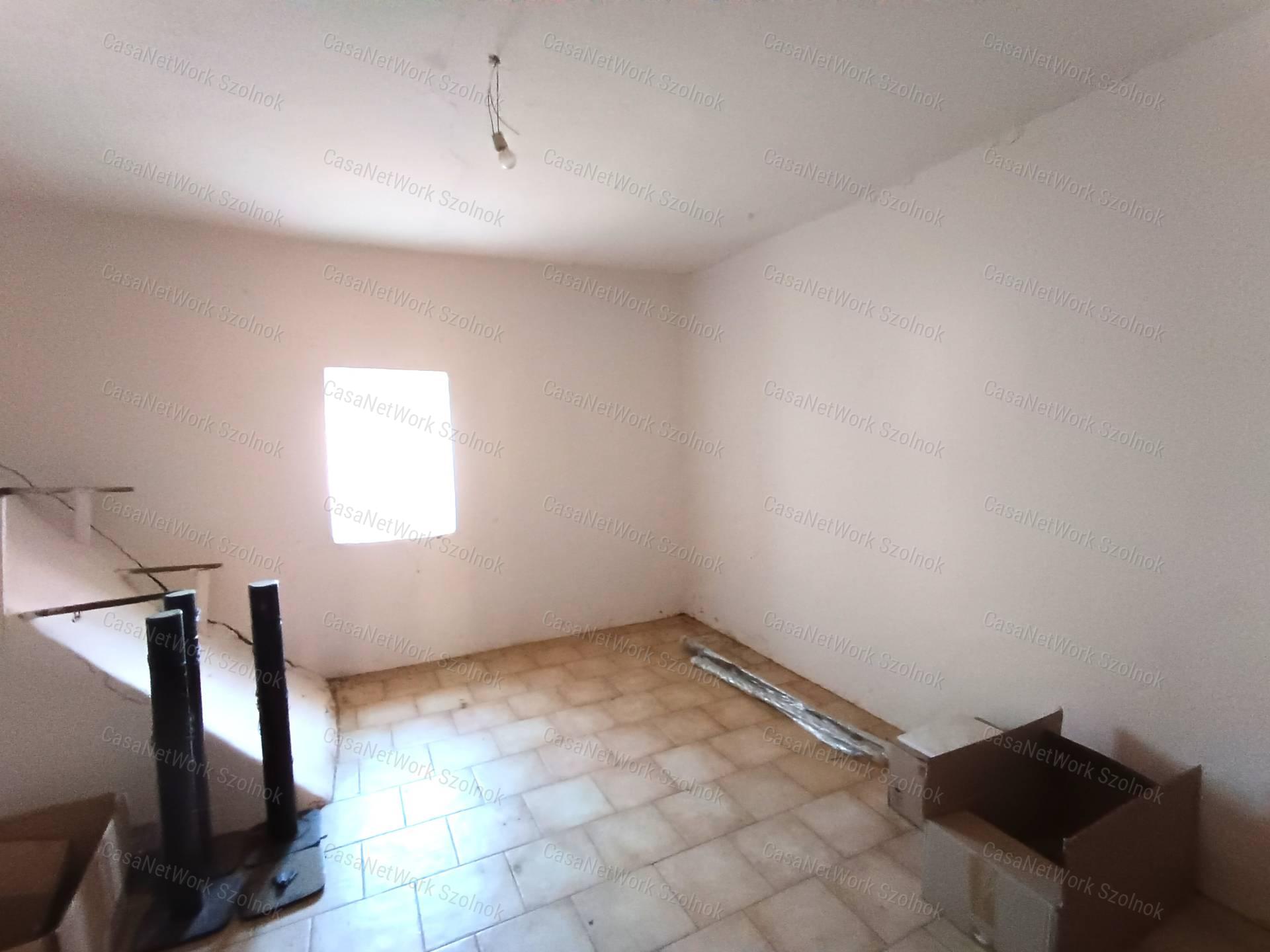 Besenyszög-Doba pusztai tanya eladó