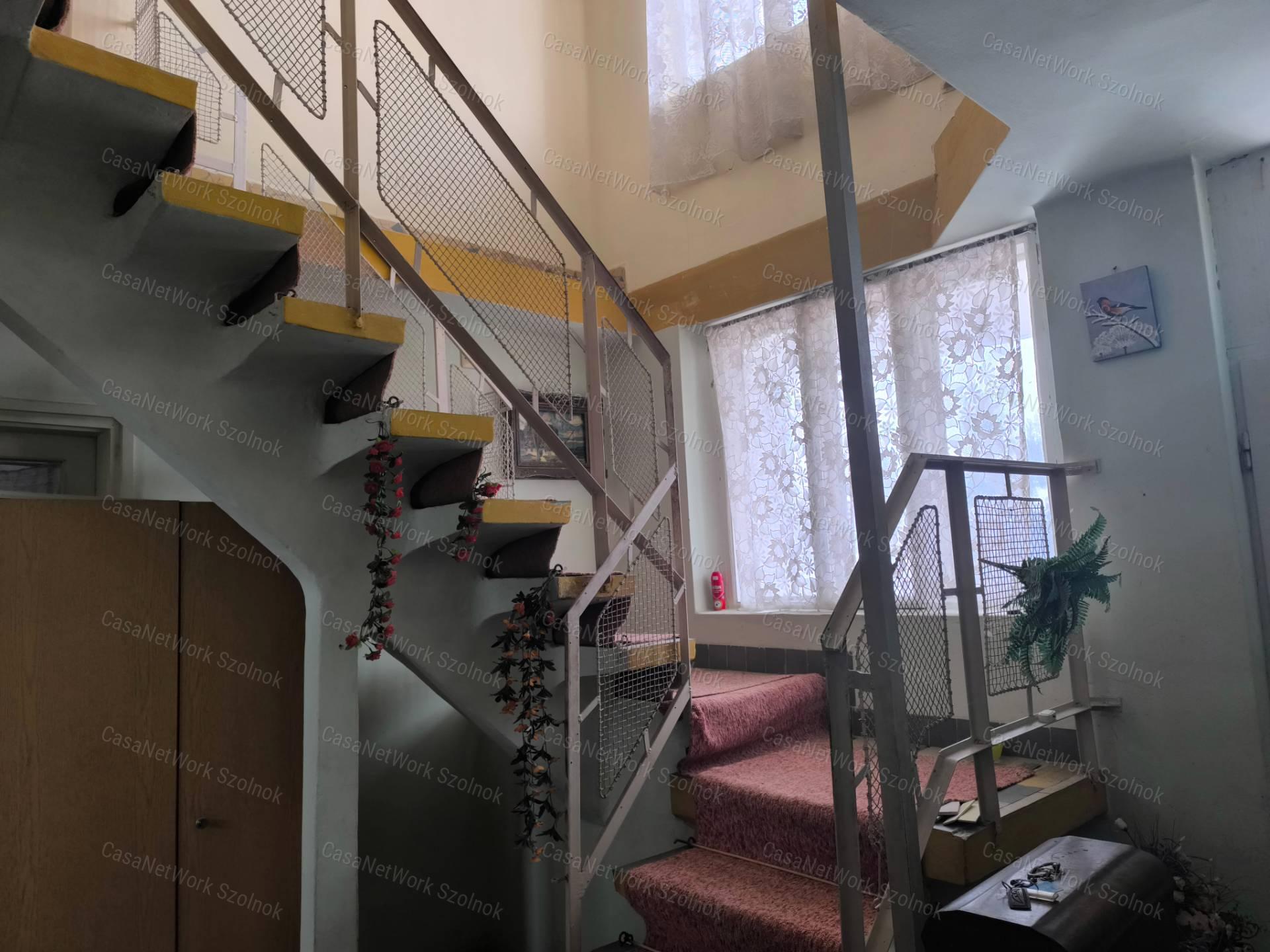 Zagyvarékasi 95m2-es 3 szintes családi ház eladó!