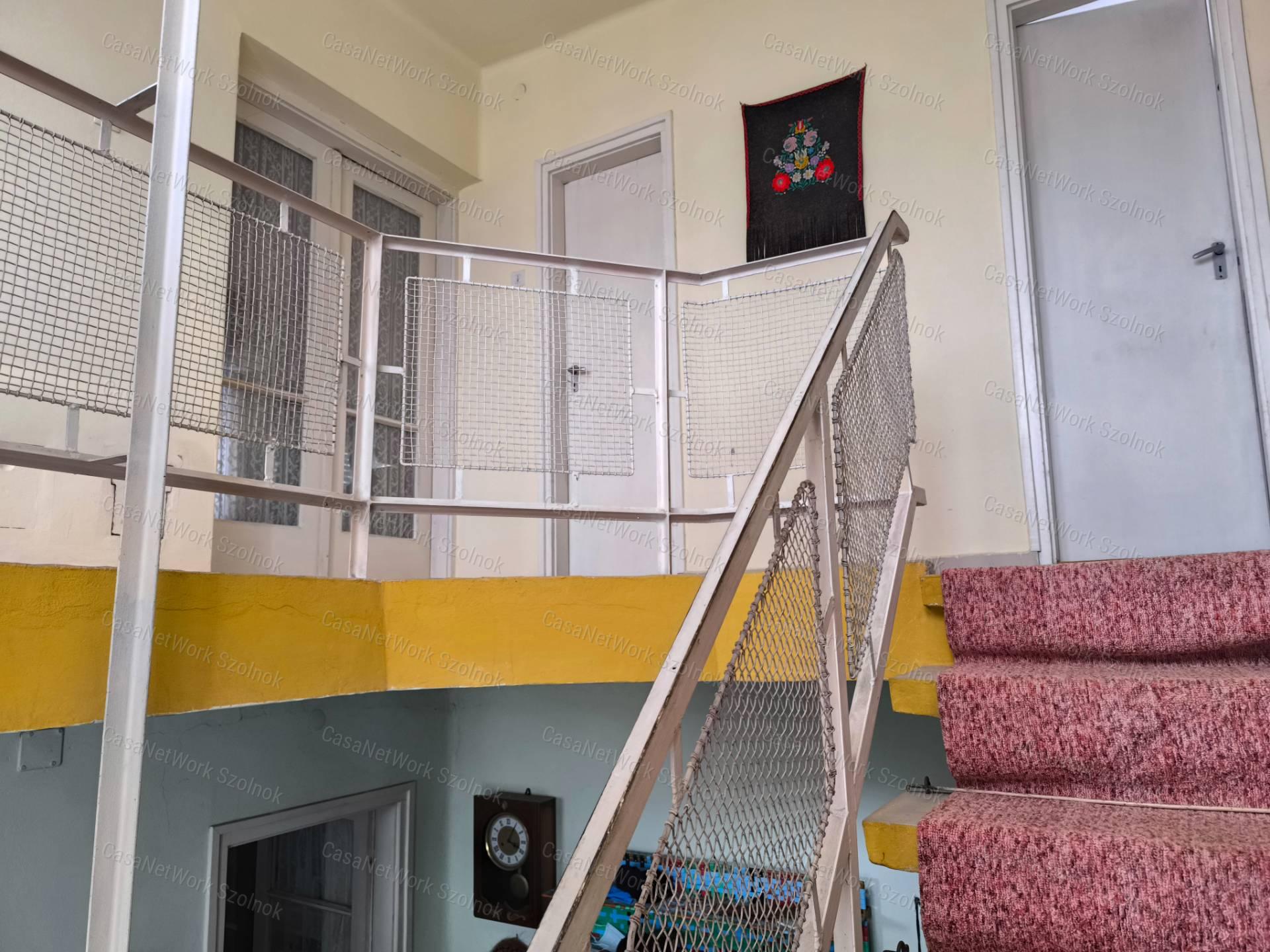 Zagyvarékasi 95m2-es 3 szintes családi ház eladó!