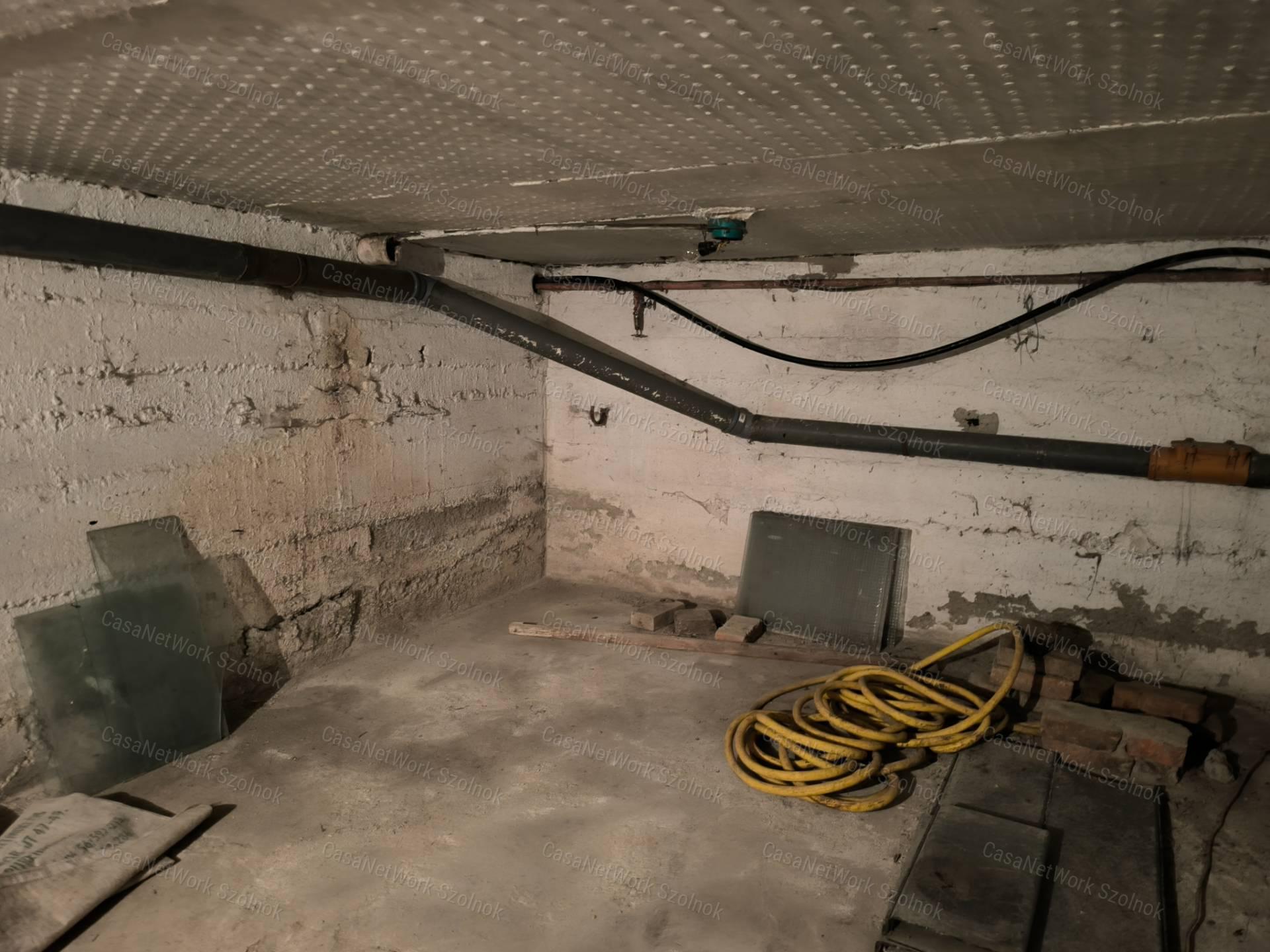Zagyvarékasi 95m2-es 3 szintes családi ház eladó!
