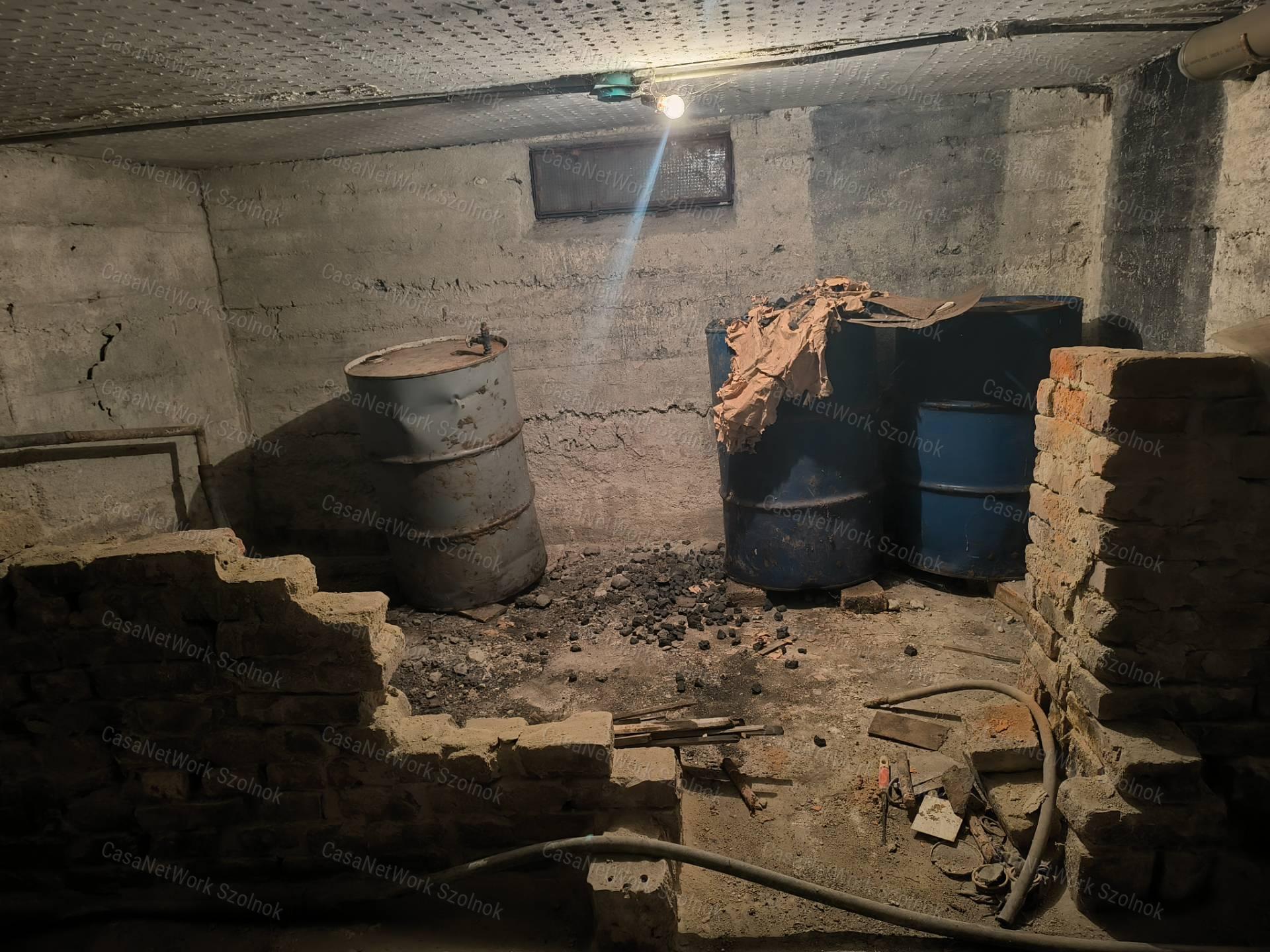 Zagyvarékasi 95m2-es 3 szintes családi ház eladó!