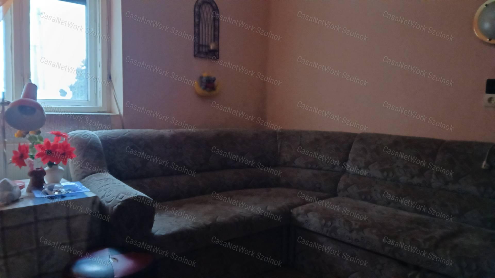 Eladó Martfűn egy 183 m2-es családi ház