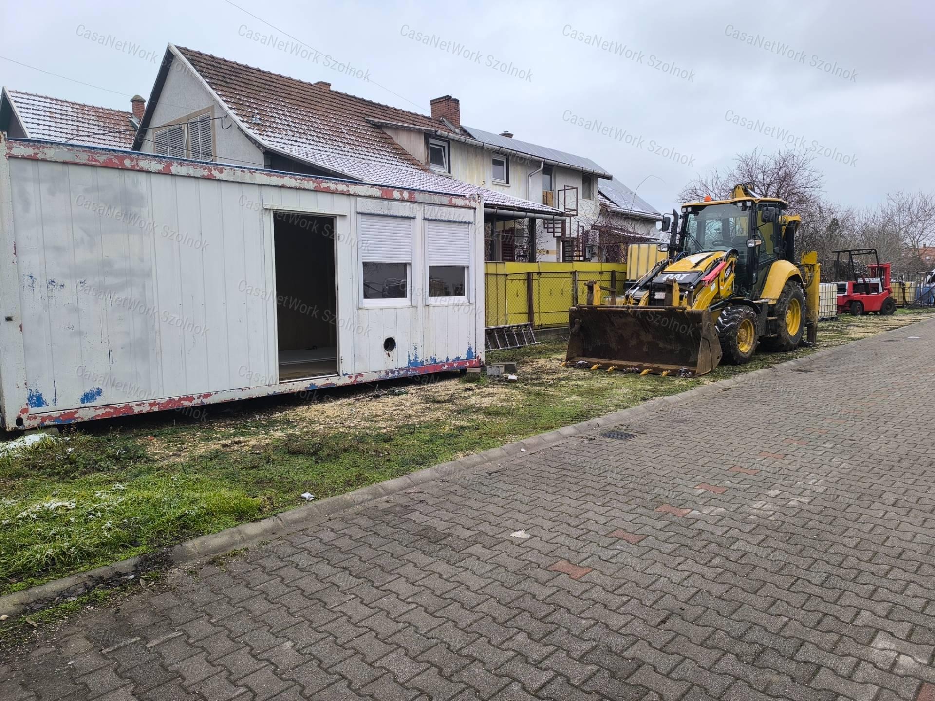 Szolnok-Szandaszőlősi telephely eladó!