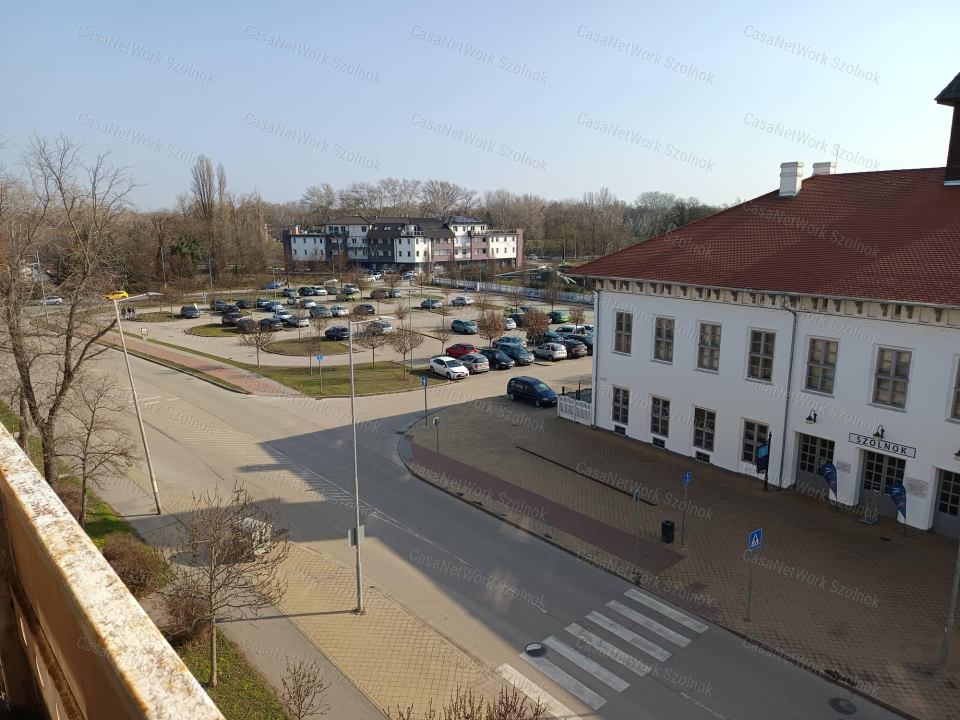 Eladó Belvárosi 67 nm területű lakás