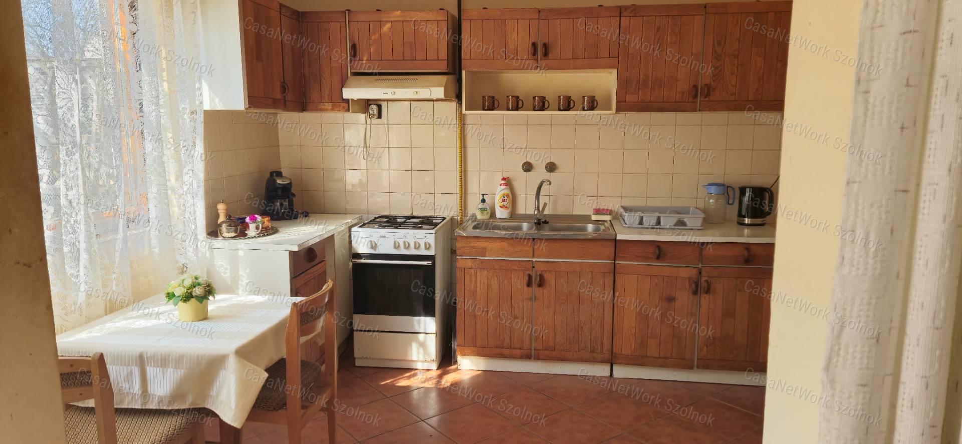 Családi ház eladó Szandaszőlősön