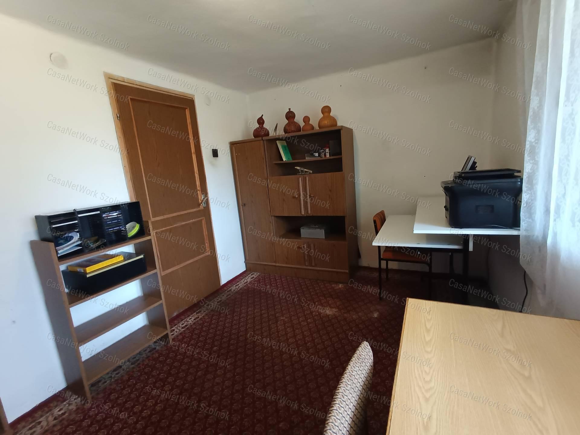 Családi ház eladó Szandaszőlősön