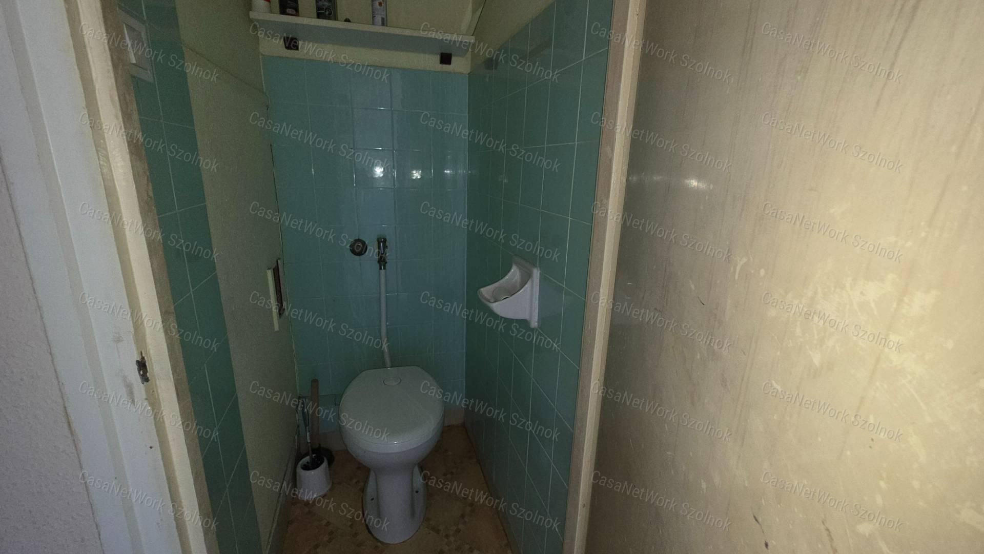 eladó téglalakás, Szolnok, Szántó körút