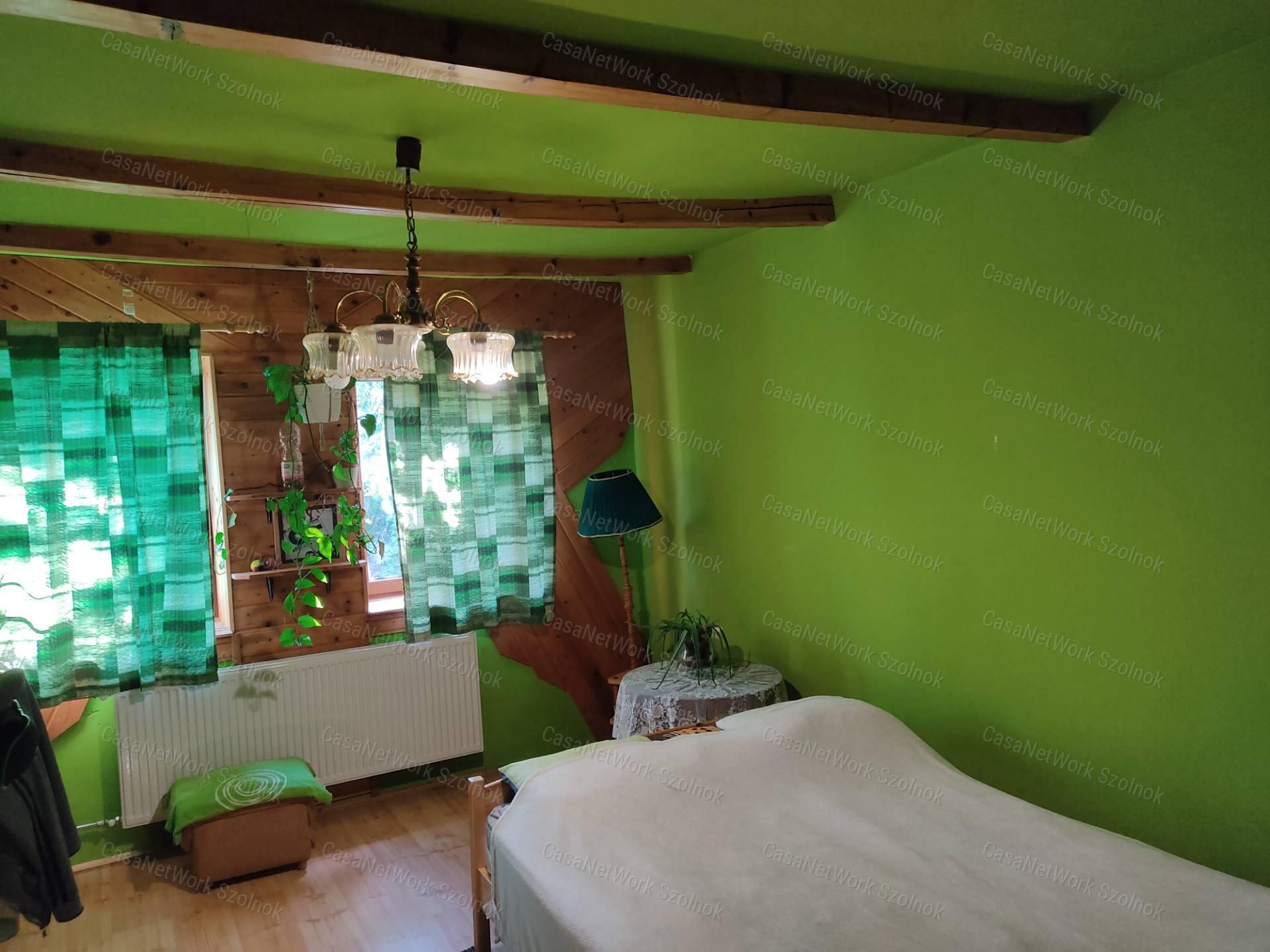 Eladó családi ház, Tápiószőlős