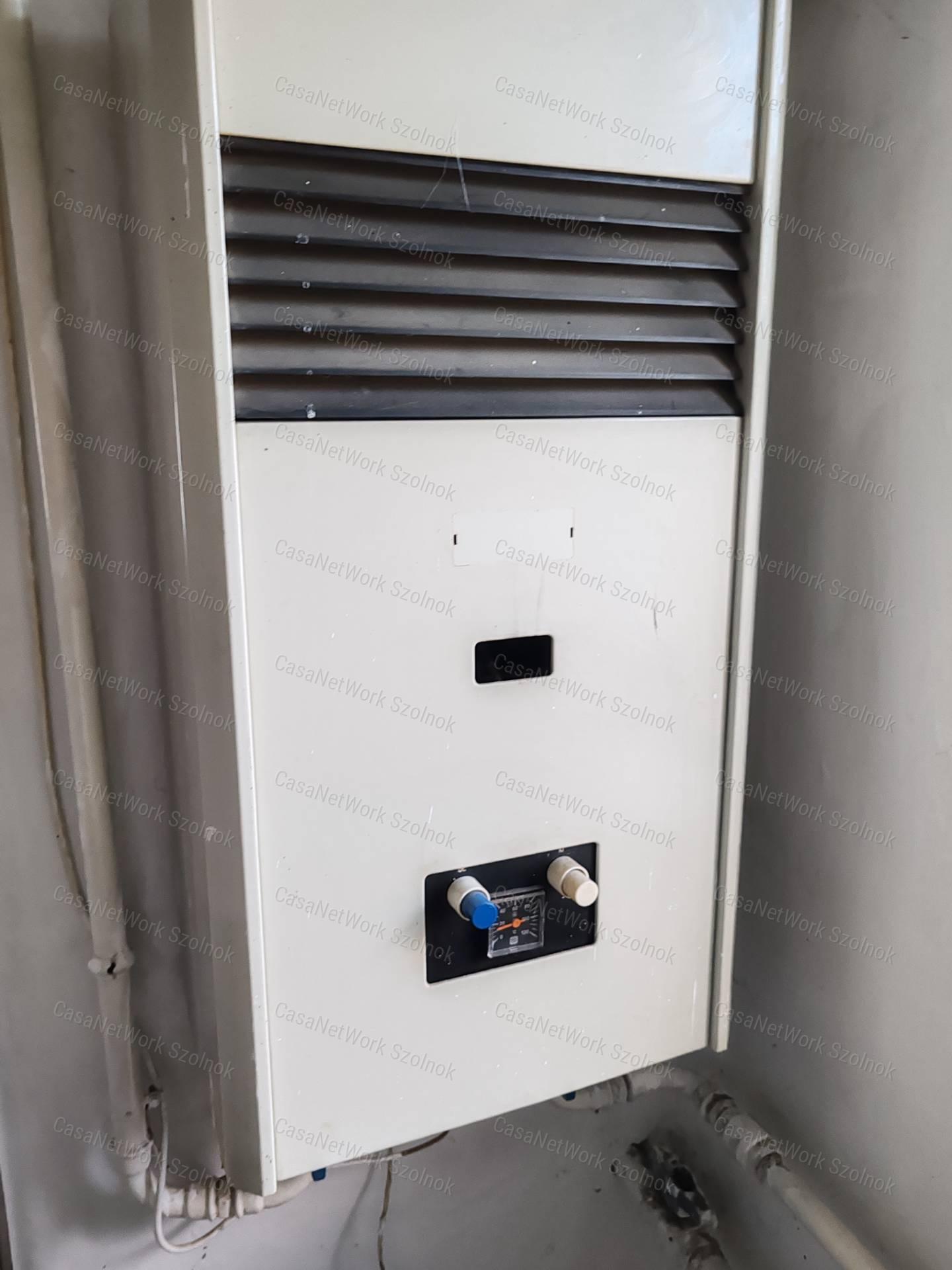 Tiszajenő központi részén 2szobás családi ház eladó!
