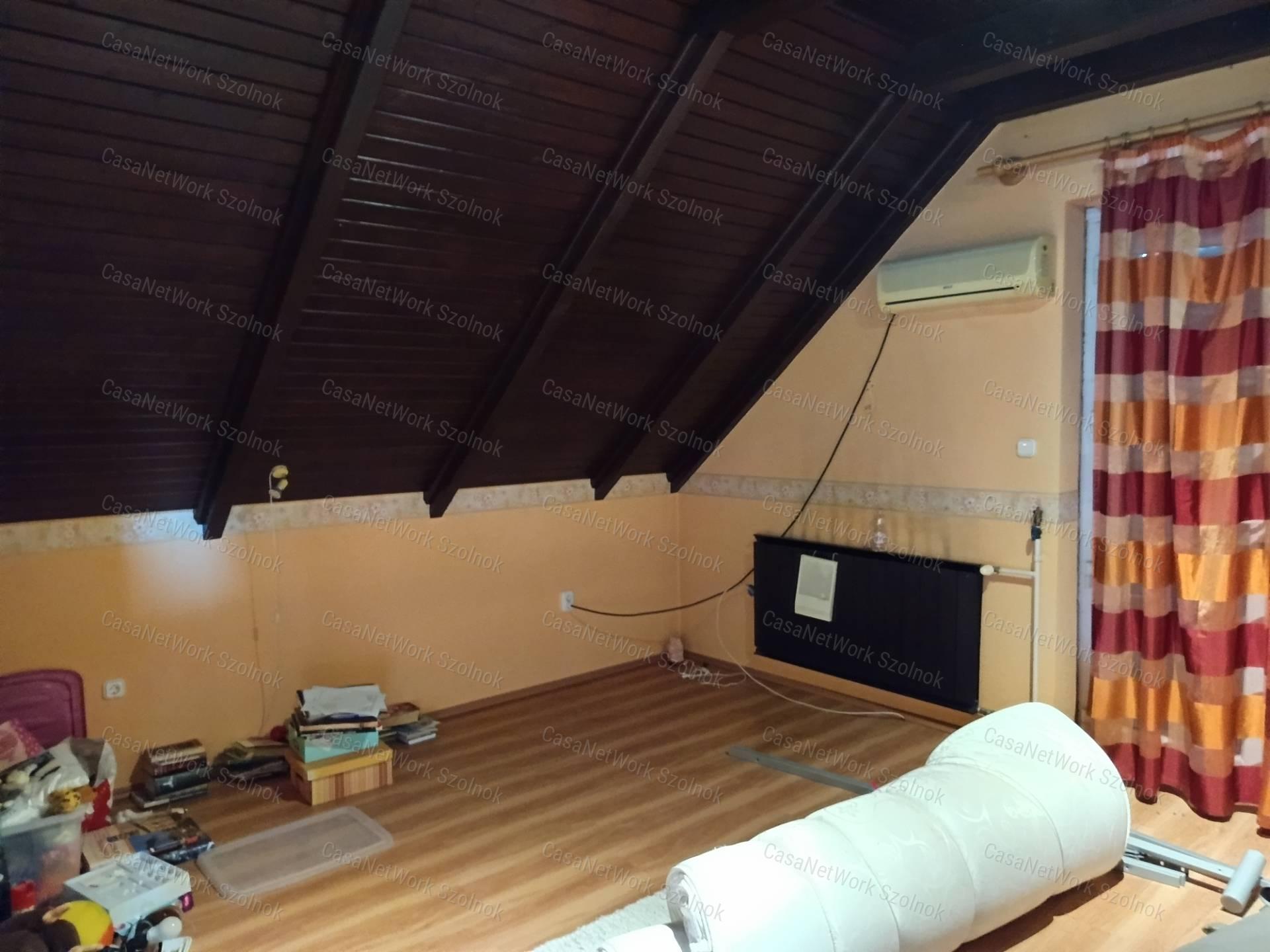 Luxus színvonaloú Családi ház eladó