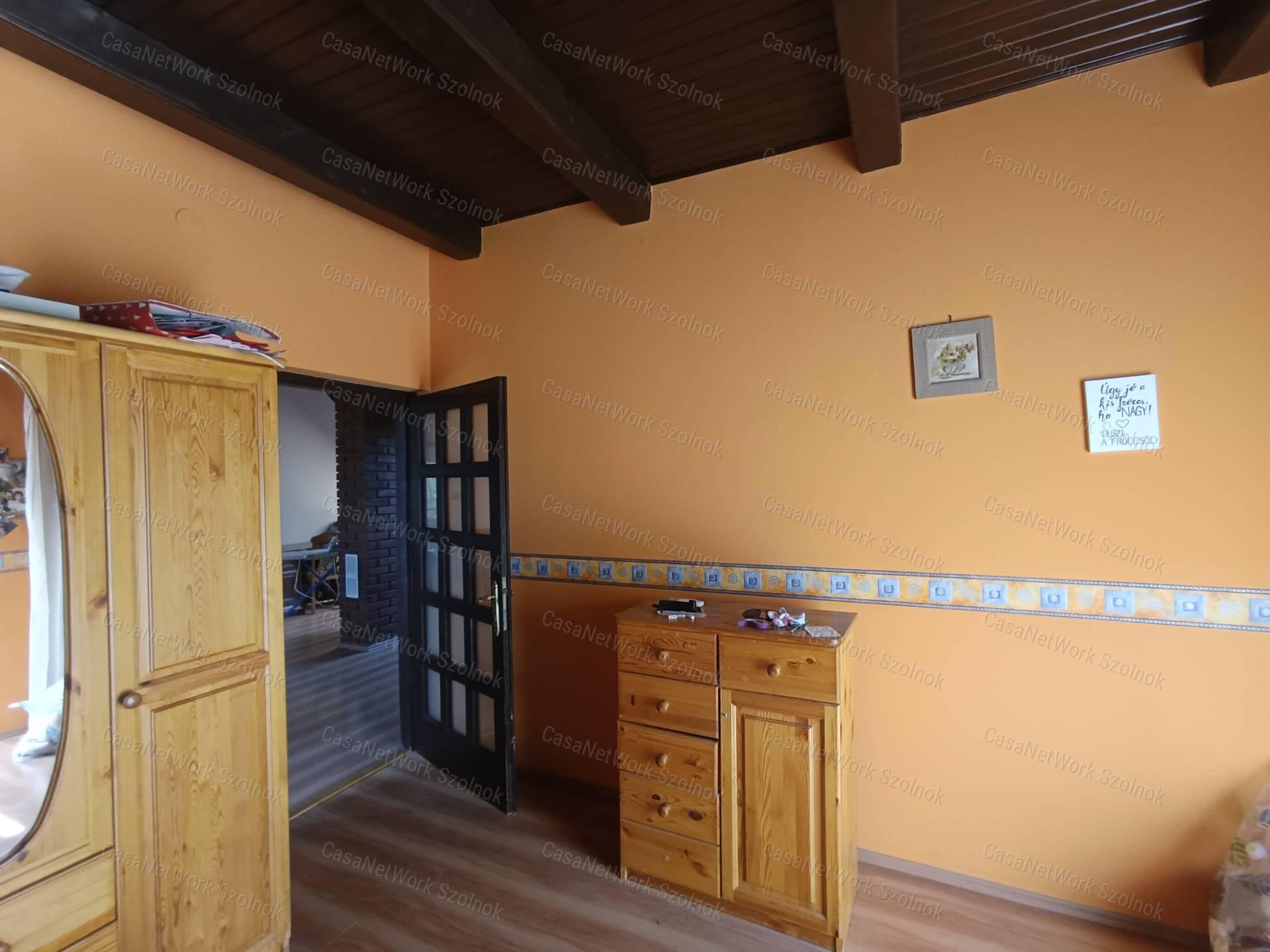 Luxus színvonaloú Családi ház eladó