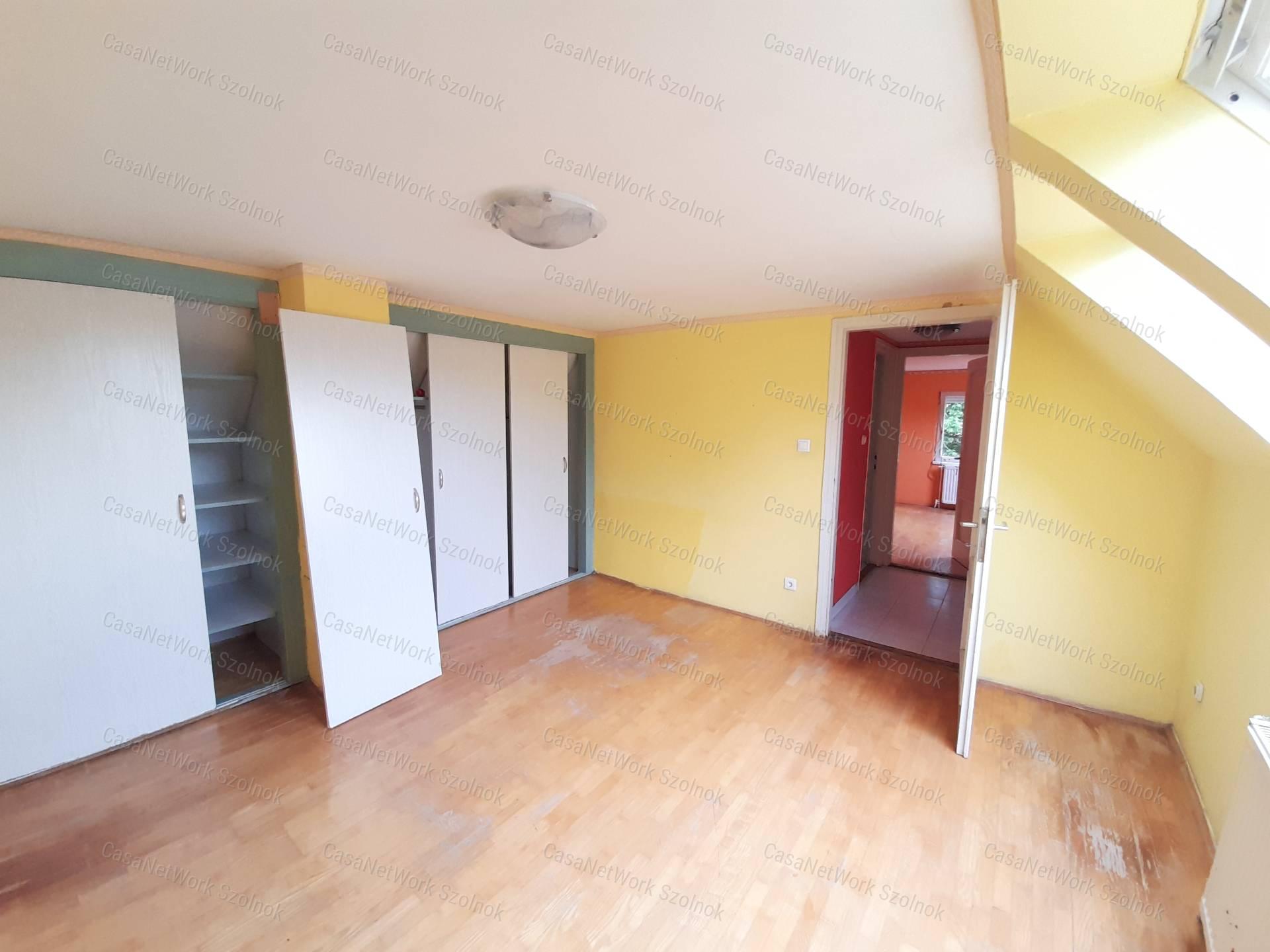 Családi ház eladó Tiszavárkonyban!