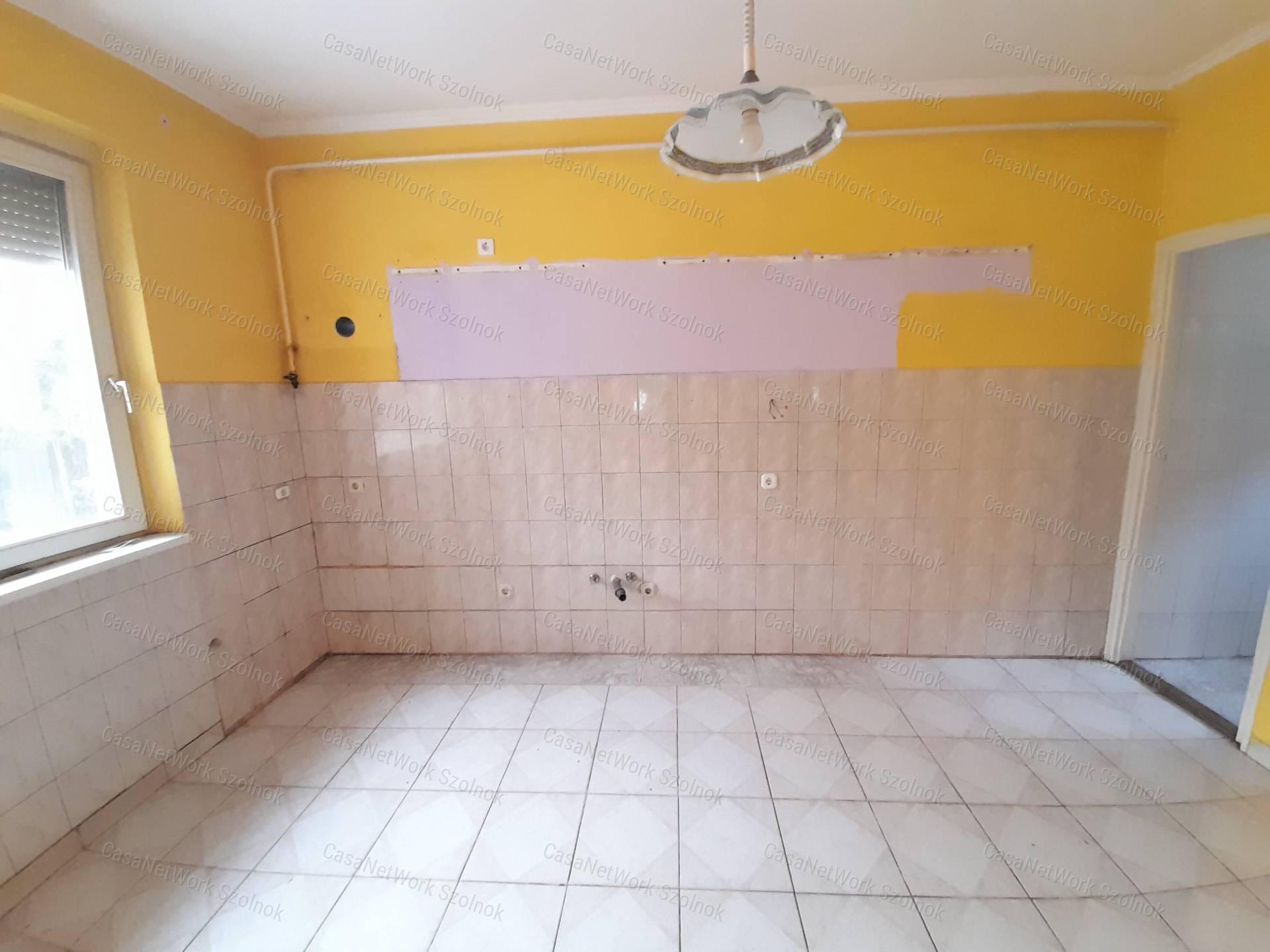 Családi ház eladó Tiszavárkonyban!