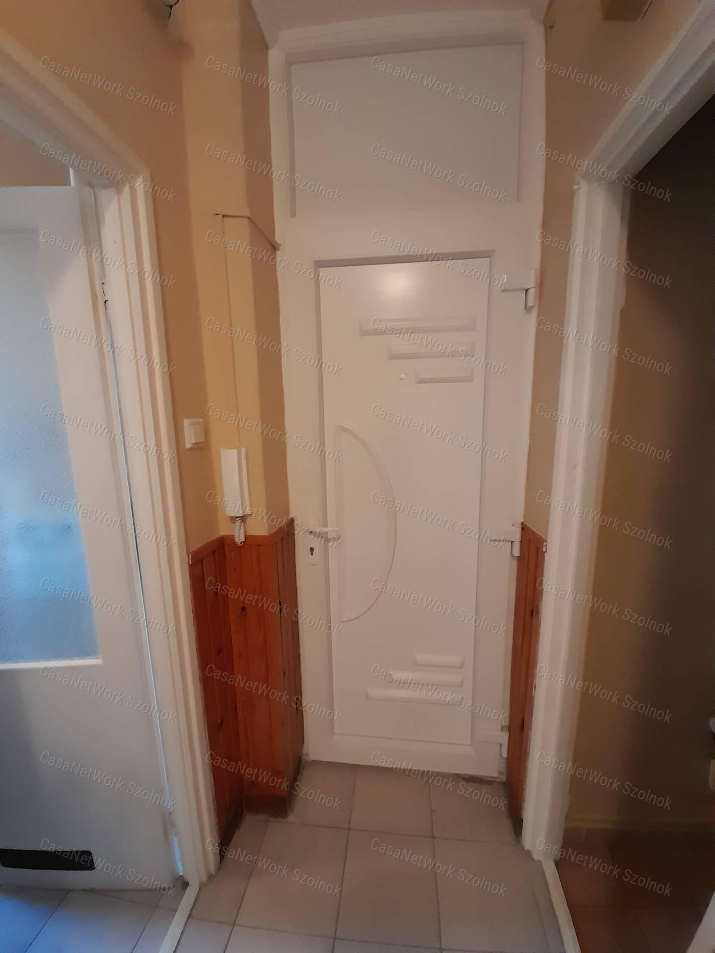 Kiadó lakás Szolnokon a Bimbó úton!