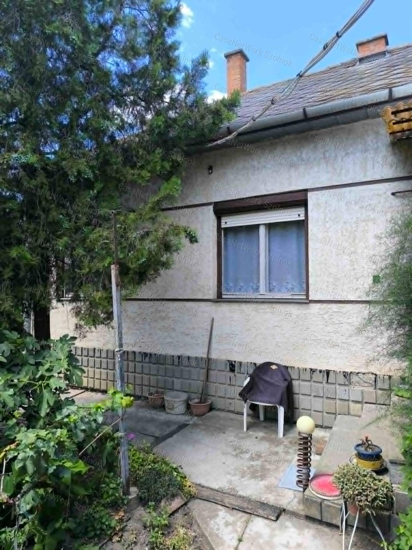 Eladó családi ház Kunszentmárton kedvelt részén ( Bem József utca )