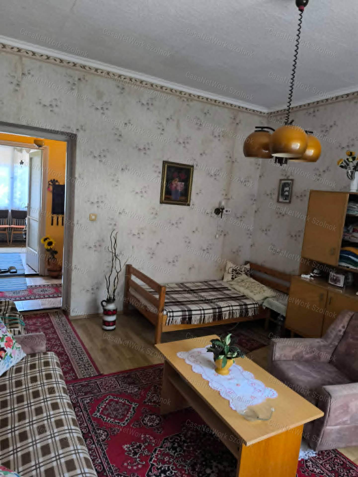Eladó családi ház Kunszentmárton kedvelt részén ( Bem József utca )