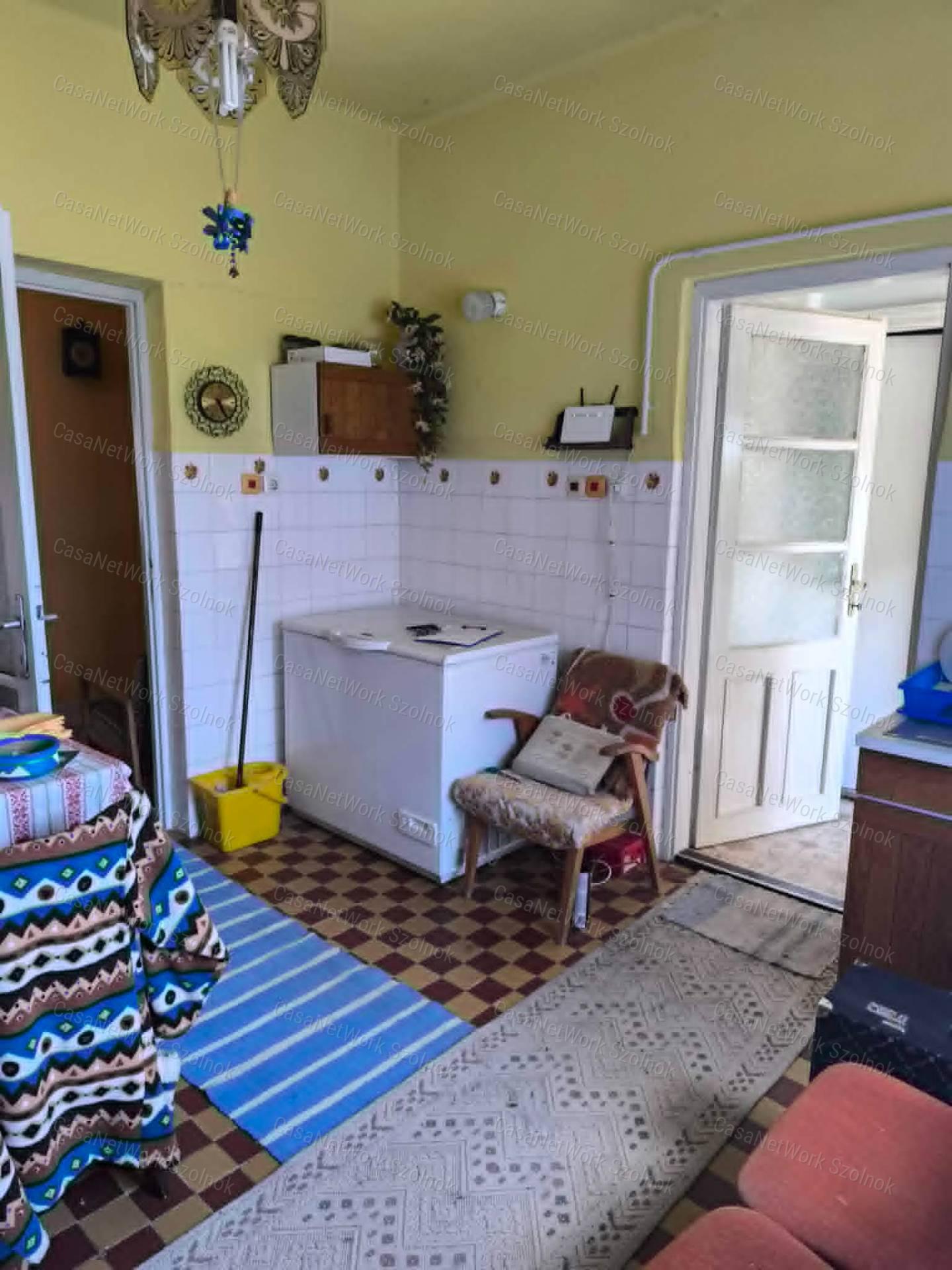 Eladó családi ház Kunszentmárton kedvelt részén ( Bem József utca )