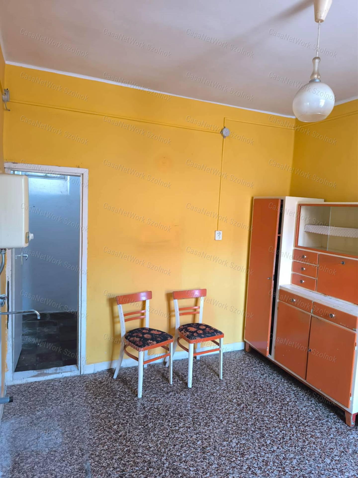Tiszaföldvár, Szondy Vezér úton Eladó egy családi ház