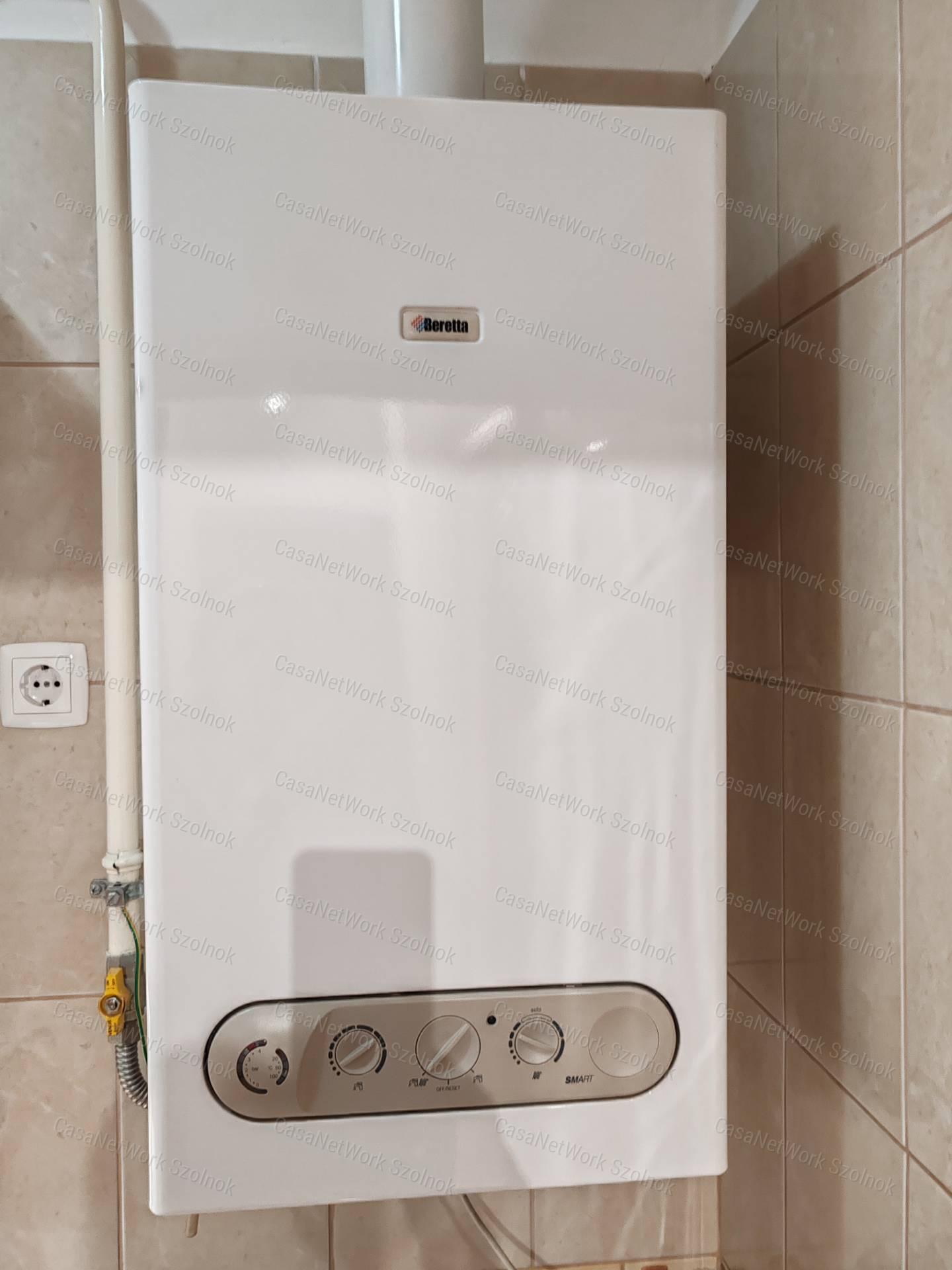 Eladó 1+félszobás tetőtéri téglalakás Szolnok Tallinn városrészében!
