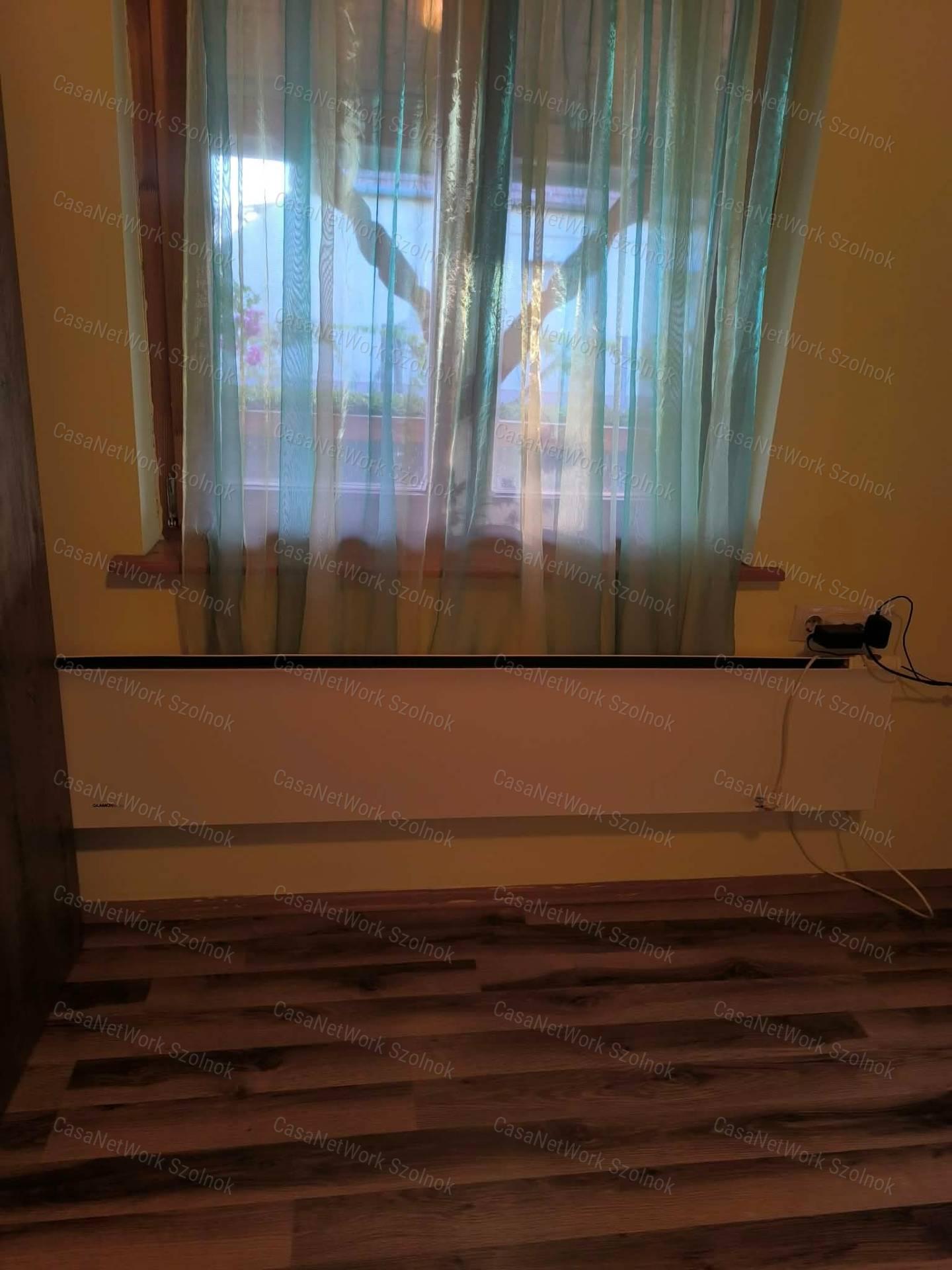 Eladó Családi Ház Cserkeszőlő Csendes Részén ( Kocsis dűlő kezdete )
